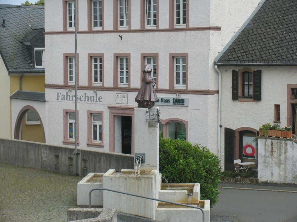 Ferienwohnung Um die Ecke Manderscheid Exterior foto