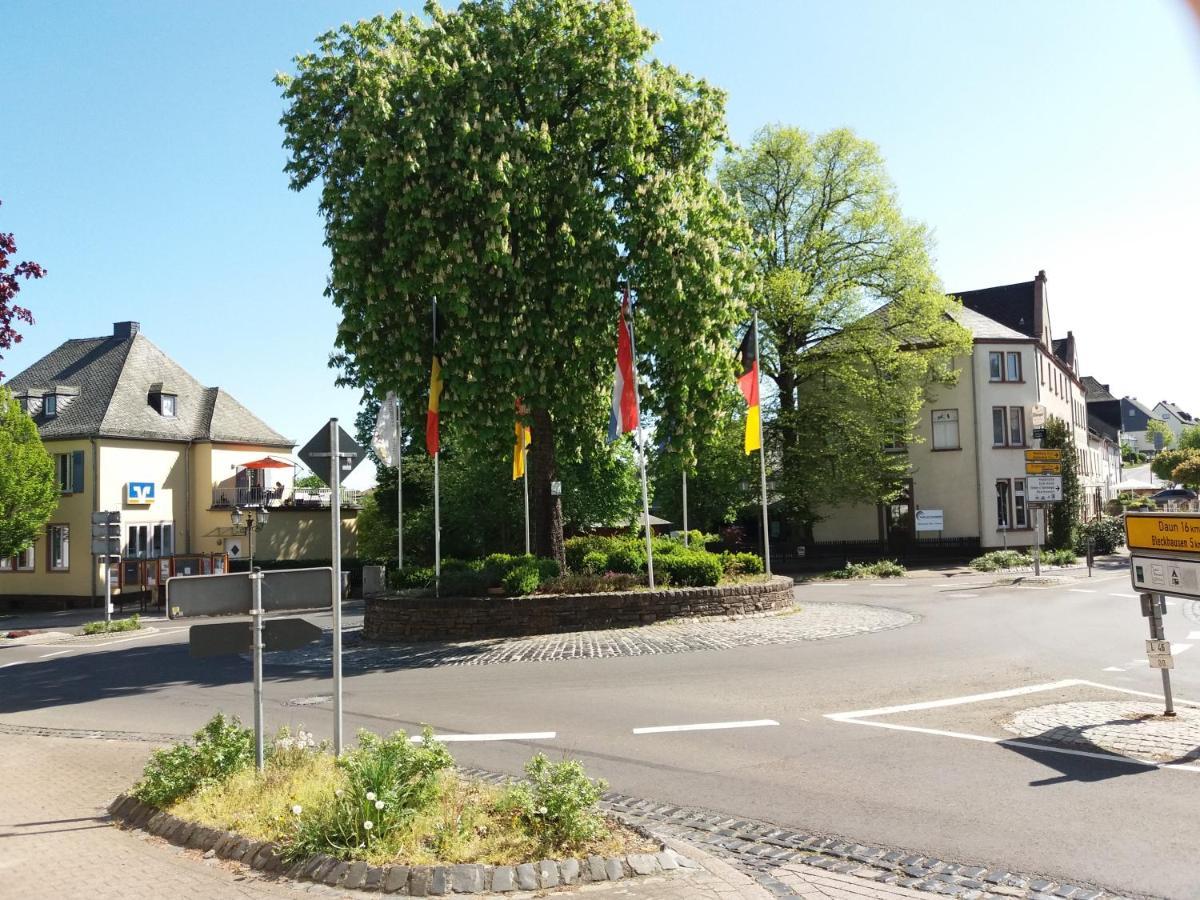 Ferienwohnung Um die Ecke Manderscheid Exterior foto